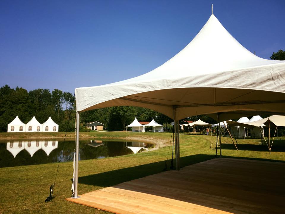 tentenwerk meerdere pagodes