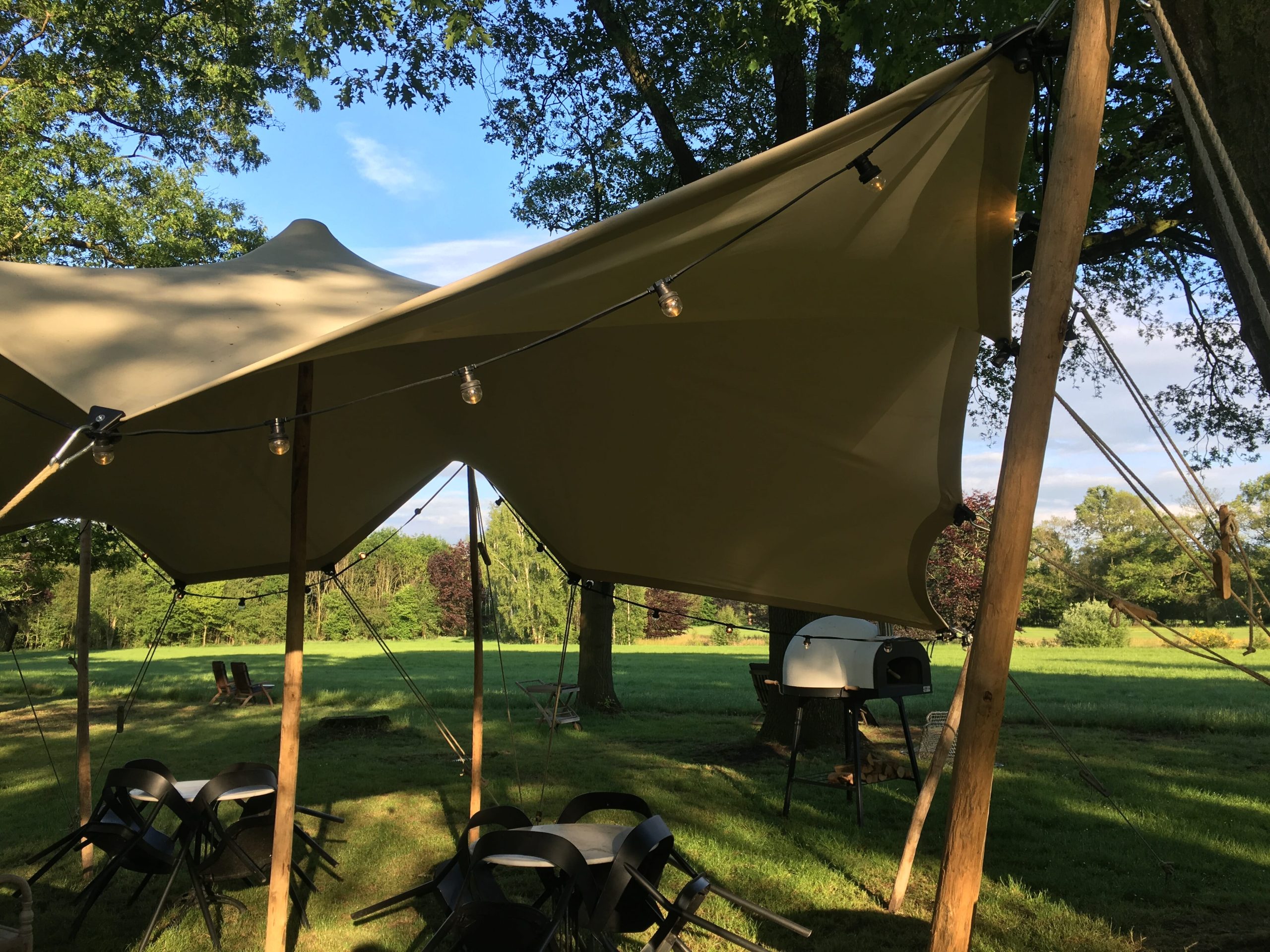 huur bolletjesverlichting transparant (per meter) huur bolletjesverlichting transparant (per meter)