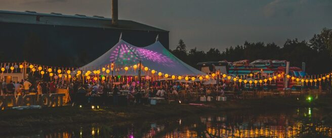 Het meest onderschatte onderdeel van een evenement Tentenwerk sailcloth tent festival